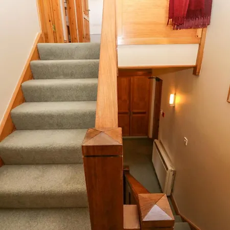 Loughrigg Apartamento *